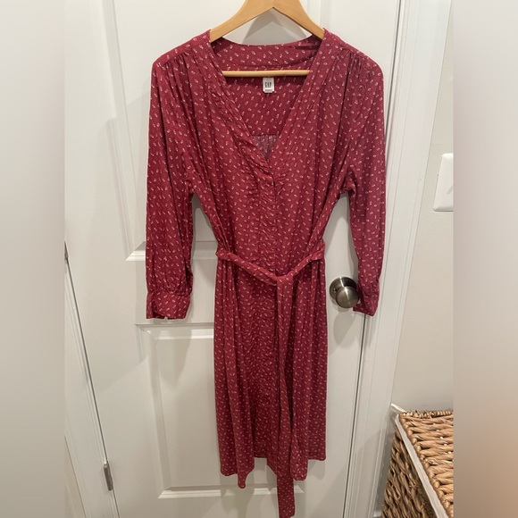 GAP Dresses & Skirts - gAP Shirtdress in Size 12 Burgundy with White Florals
